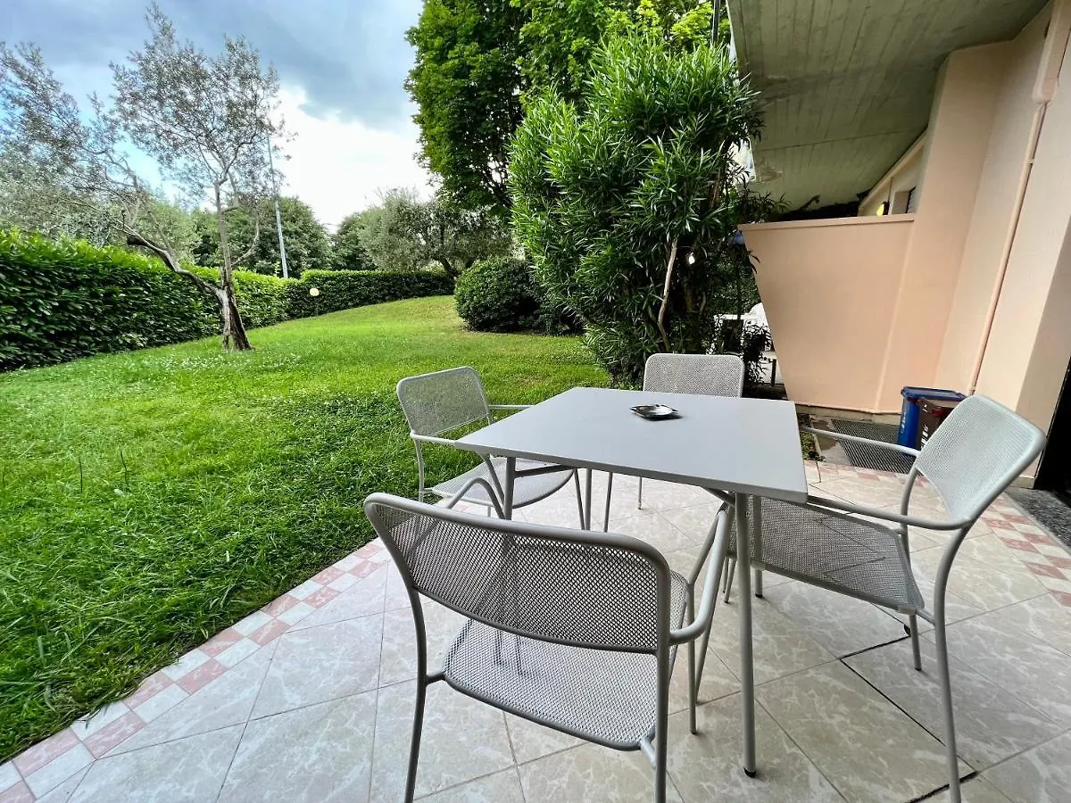 Kristall Lago Residence Desenzano del Garda Italie