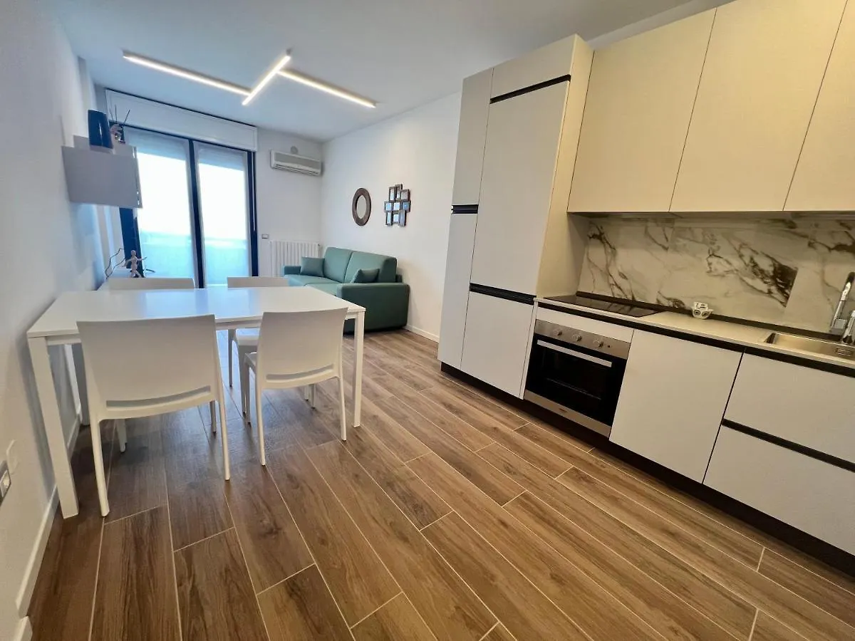 Apartahotel Kristall Lago Residence Desenzano del Garda