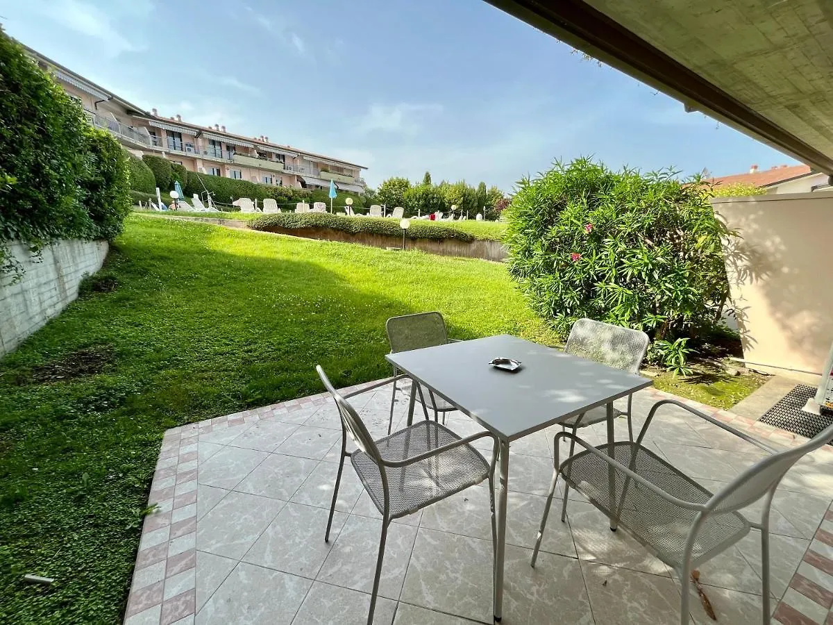 Kristall Lago Residence Desenzano del Garda
