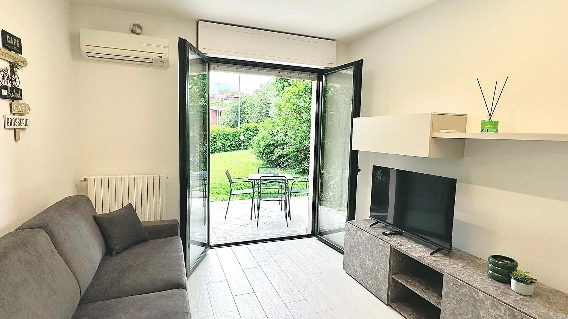 Kristall Lago Residence Desenzano del Garda Italia